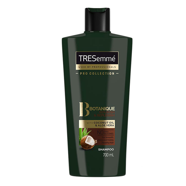 Tresemme Botanique Nourish & Replenish With Coconut Oil & Aloe Vera Shampoo 700ml